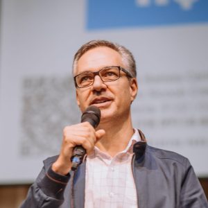 Valdir Oliveira